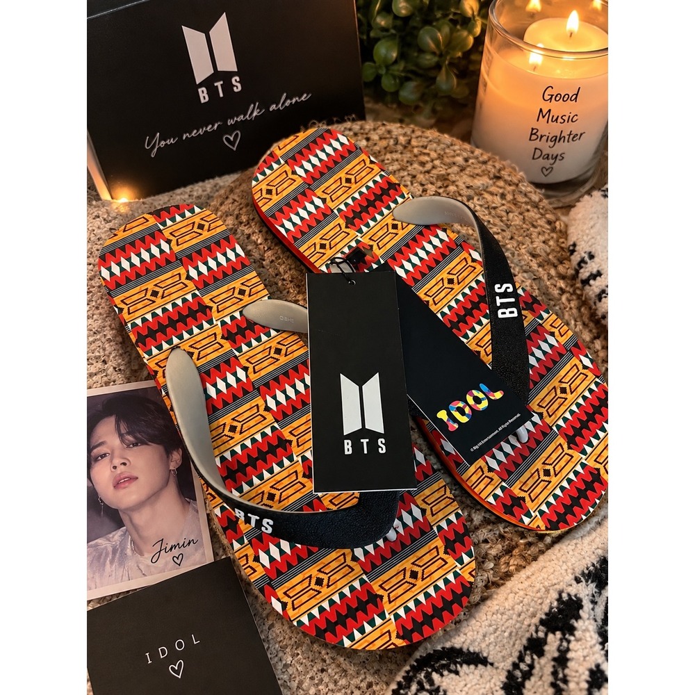 BTS IDOL Jimin Flip Flops Orange Geometric Sandals Womens 8-8.5 EU 39/40 New
